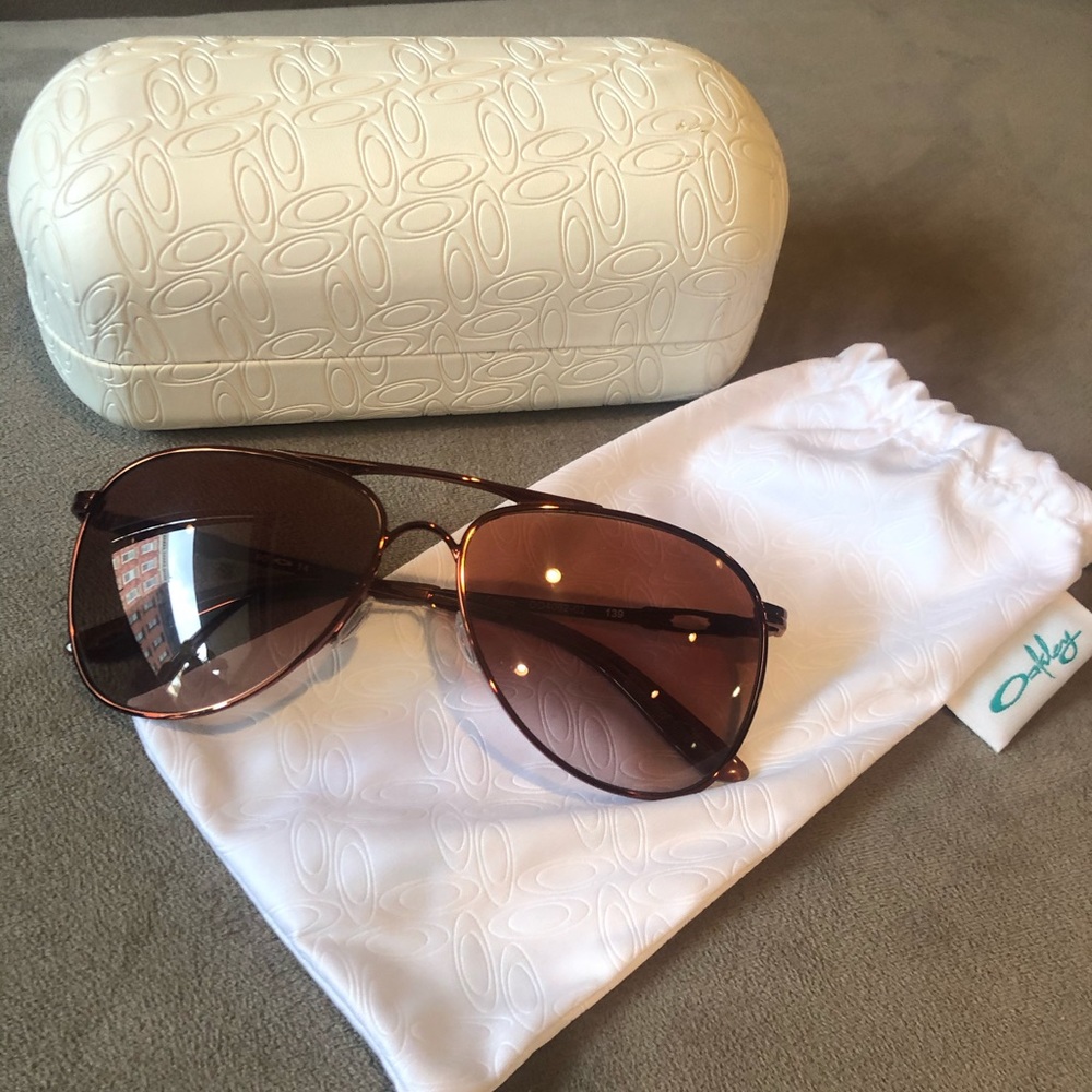 Oakley Aviator Sunglasses